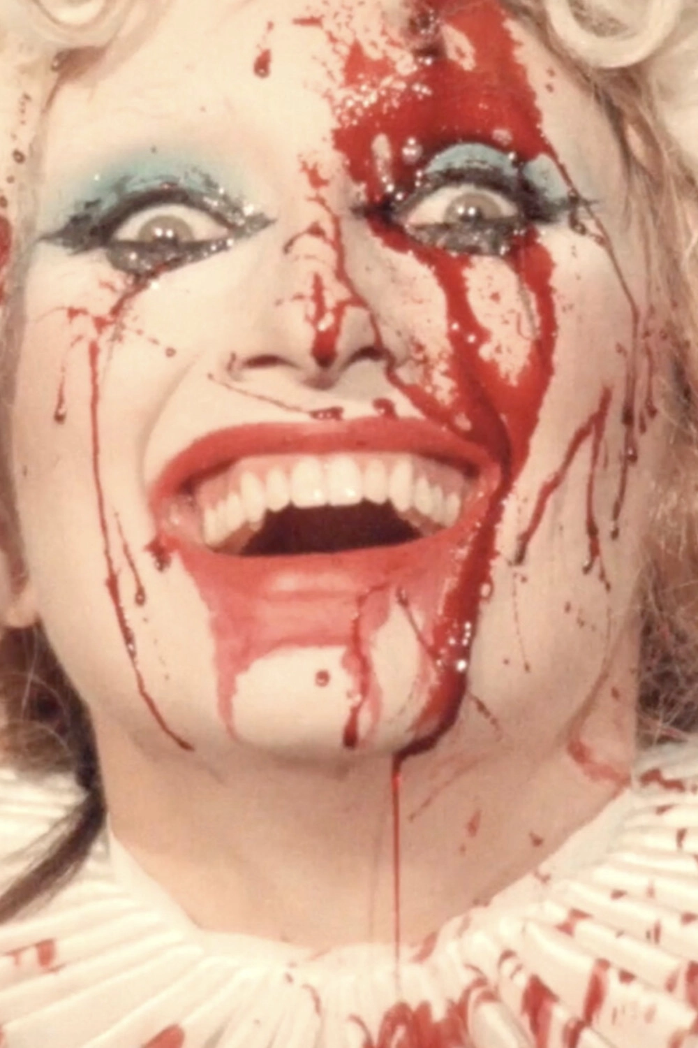 She Kissed the Gun - Dagger Polyester