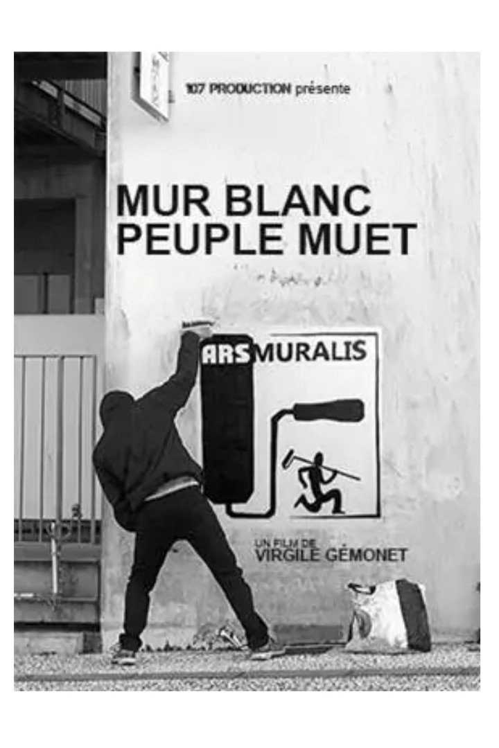 Mur blanc, peuple muet