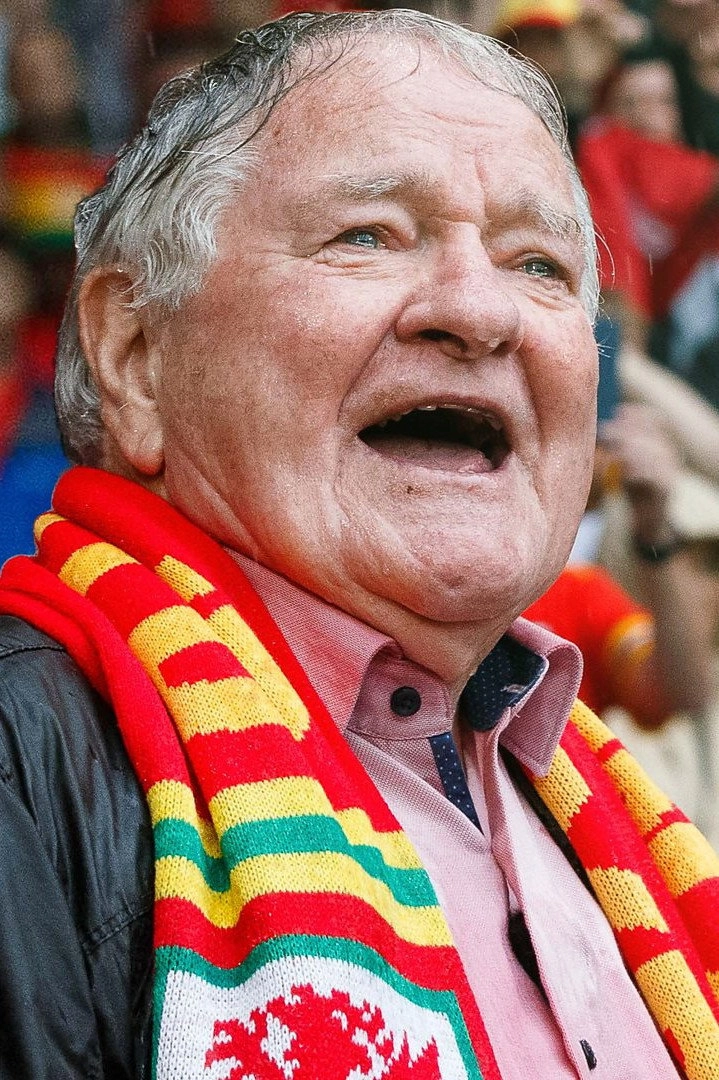 Yma O Hyd