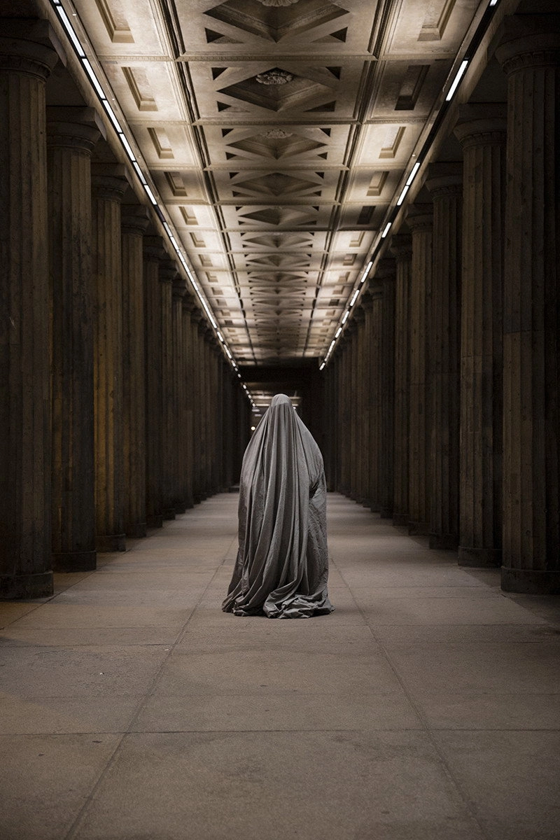 Apparition