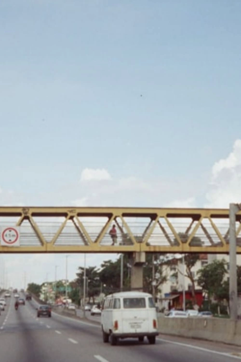 YELLOW LINE