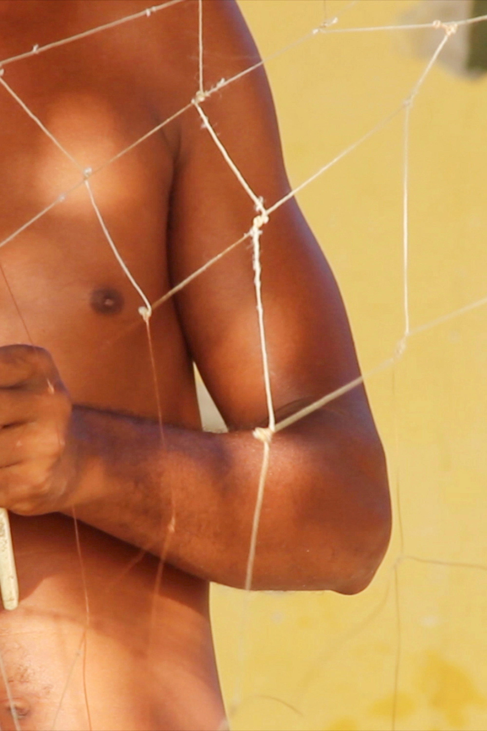 Knots and Holes