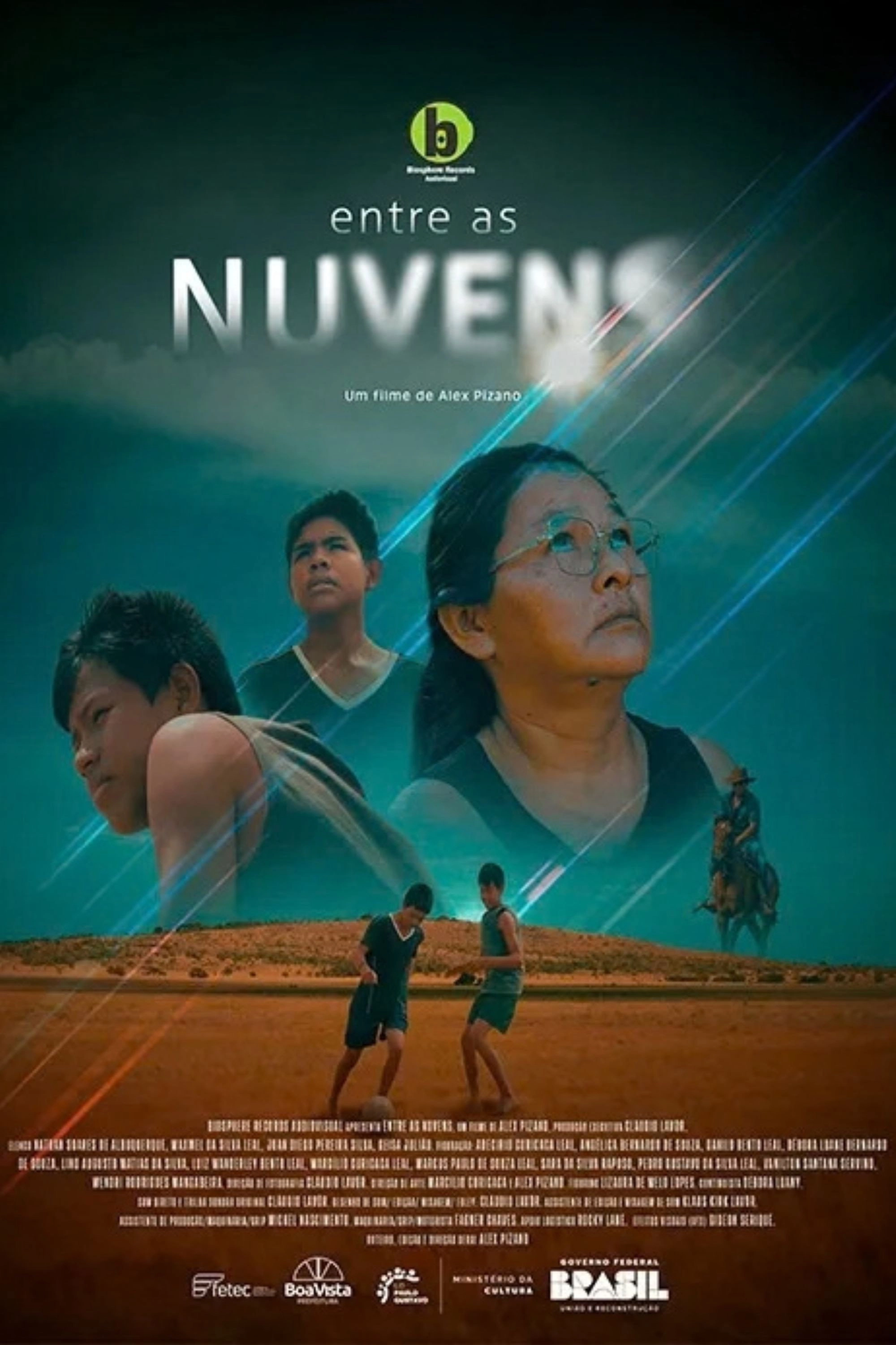 Entre as nuvens