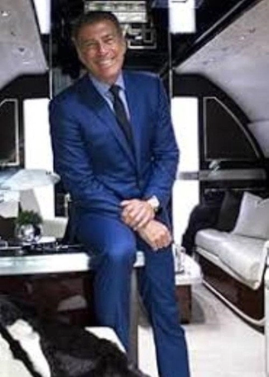 Who'd Be a Billionaire?